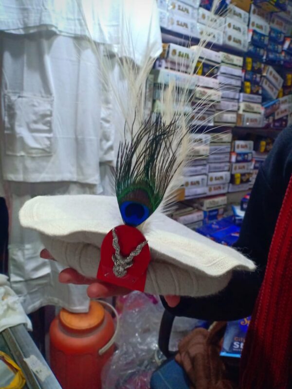 "Chitral Mashore Pakol with out par: The Perfect Winter Gift" - Image 2