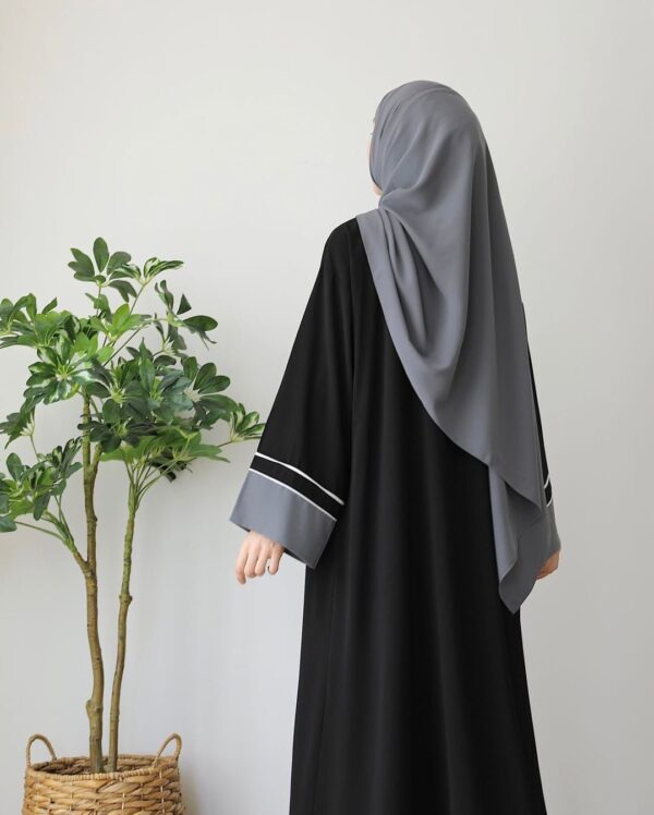 Mystical Abaya With Stoller Fabric Georgett - Image 3